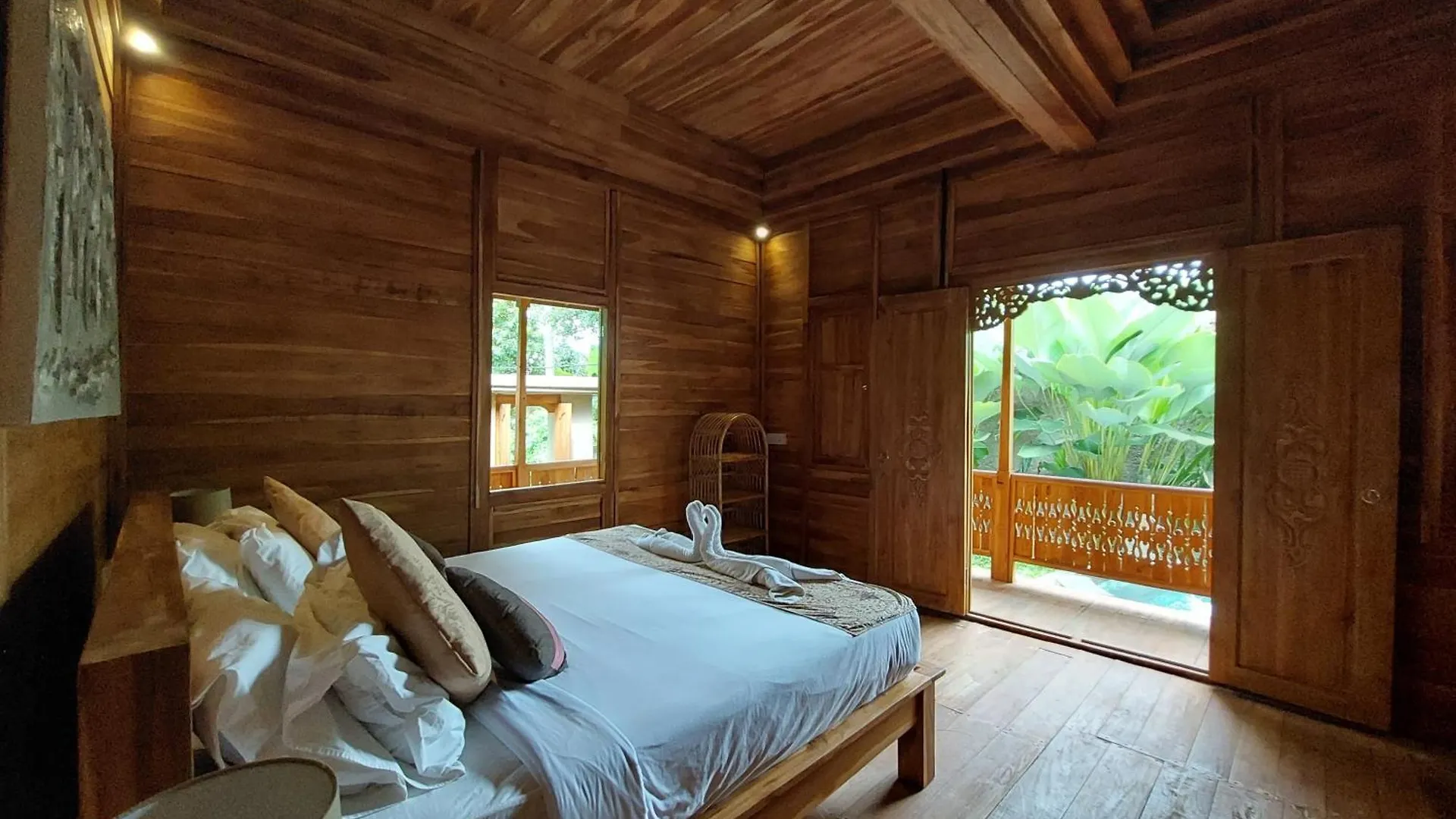 D'Ethnic Private Villa Ubud Indonesia